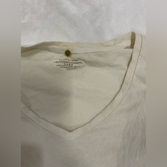 Victoria's Secret Soft Cream V-Neck Tee and Pants - Picture 3 of 9